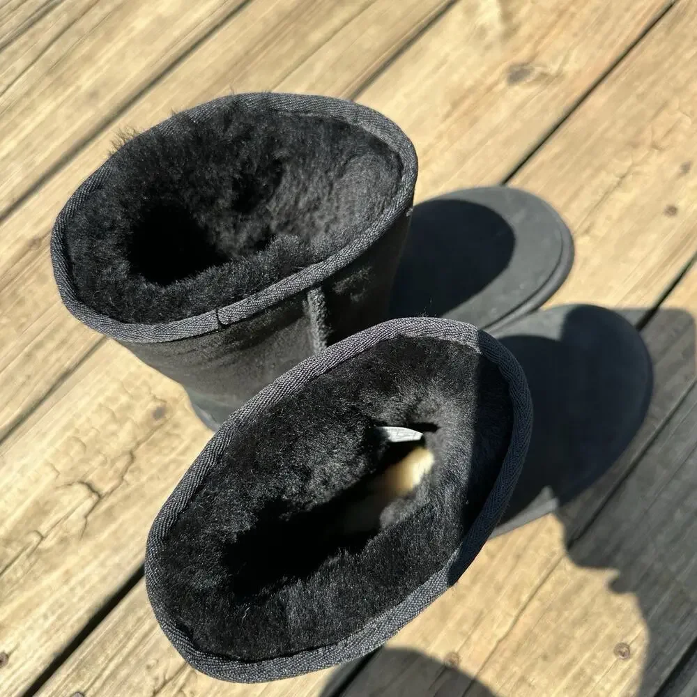 UGG CLASSIC II BOOT BLACK SUEDE SHEARLING LINED WOMENS 8 Great Shape!